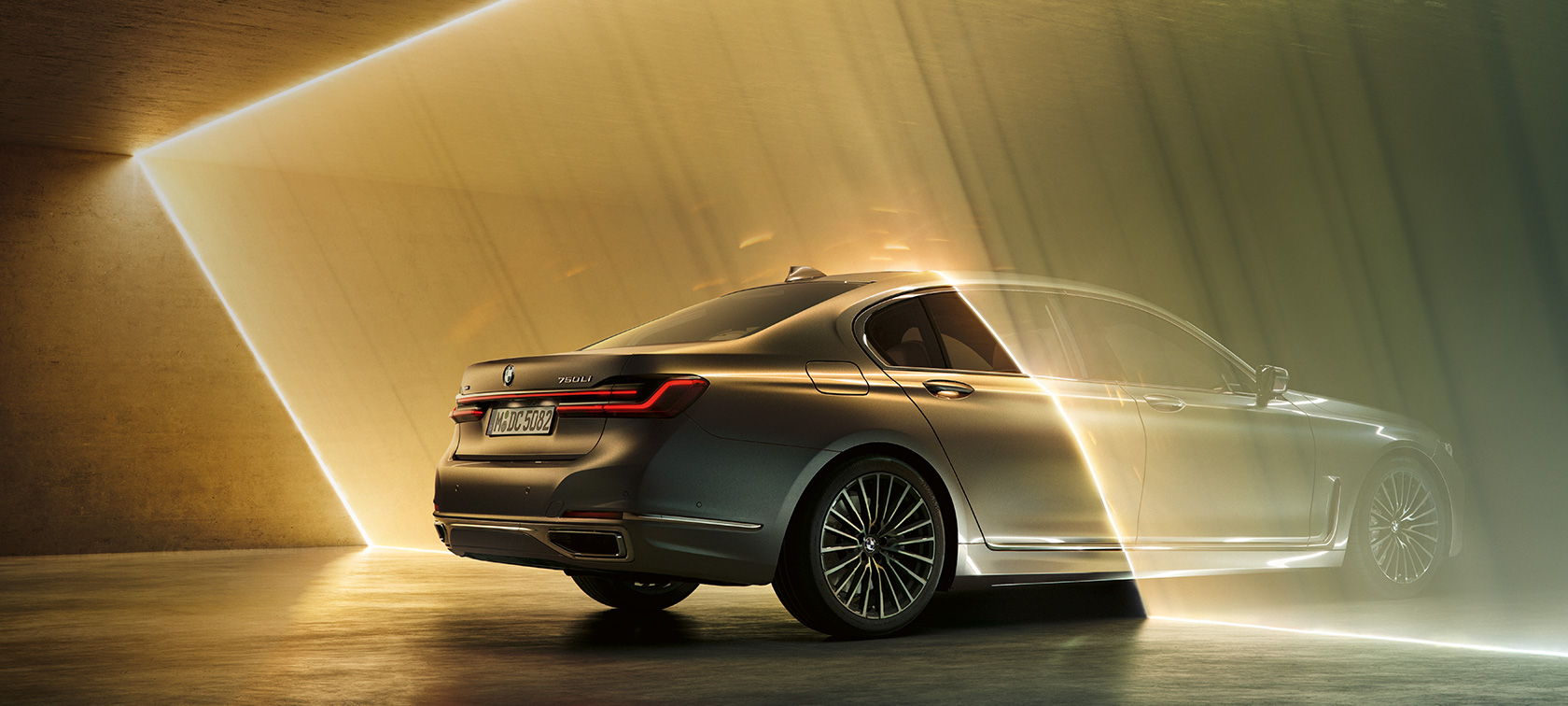 BMW radu 7 Sedan, luxusná limuzína BMW radu 7 Sedan, luxusná limuzína, luxusná trieda, Informácie
