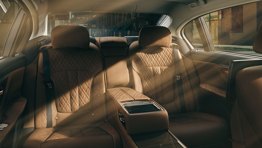 BMW radu 7 Sedan G11 G12 2019 režimy Experience Mode BMW radu 7 Sedan G11 G12 2019 dizajn interiéru režimy Experience Mode