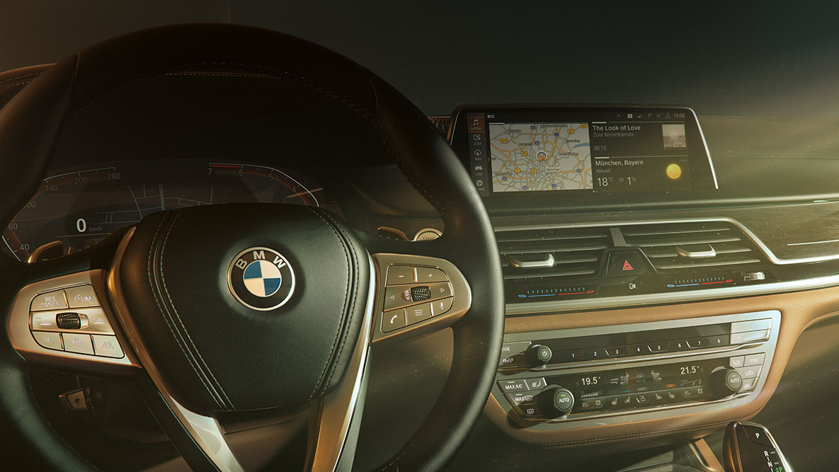 BMW radu 7 Sedan G11 G12 2019 BMW Remote Software Upgrade BMW radu 7 Sedan G11 G12 2019 detailný pohľad na kokpit BMW Remote Software Upgrade