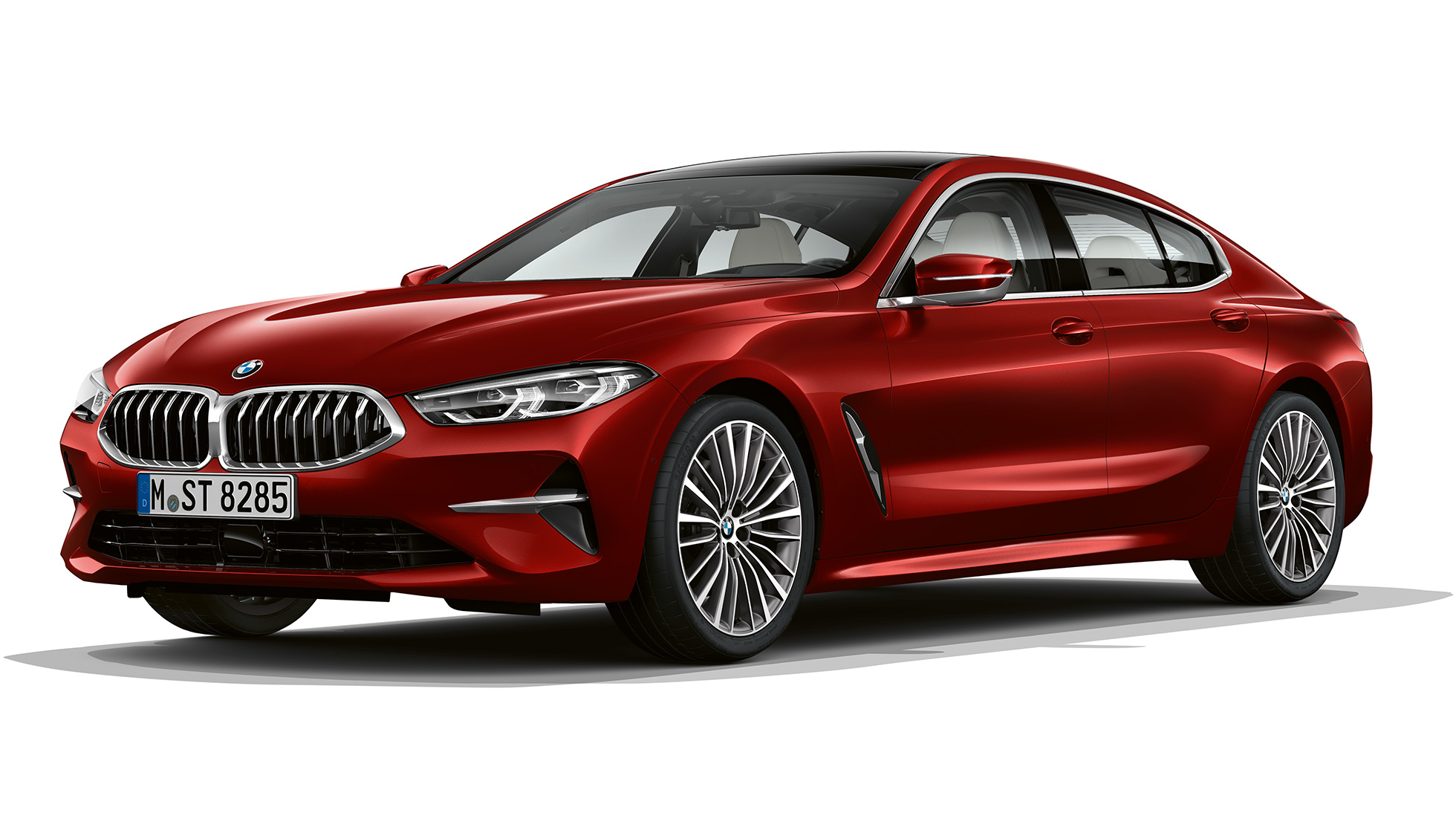Základný model, trojštvrťový predný pohľad BMW radu 8 Gran Coupé, základný model trojštvrťový predný pohľad