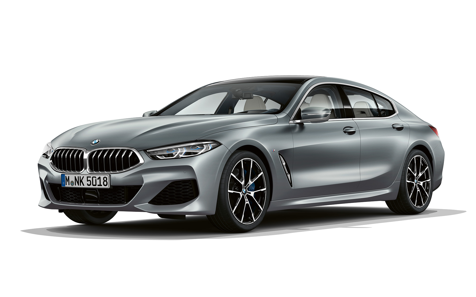 Frozen Temptation trojštvrťový predný pohľad BMW radu 8 Gran Coupé, Frozen Temptation trojštvrťový predný pohľad