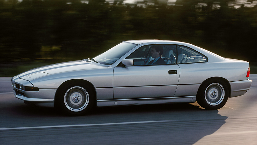 BMW radu 8 Coupé (E31) bočný pohľad jazdný BMW radu 8 Coupé (E31) bočný pohľad jazdný