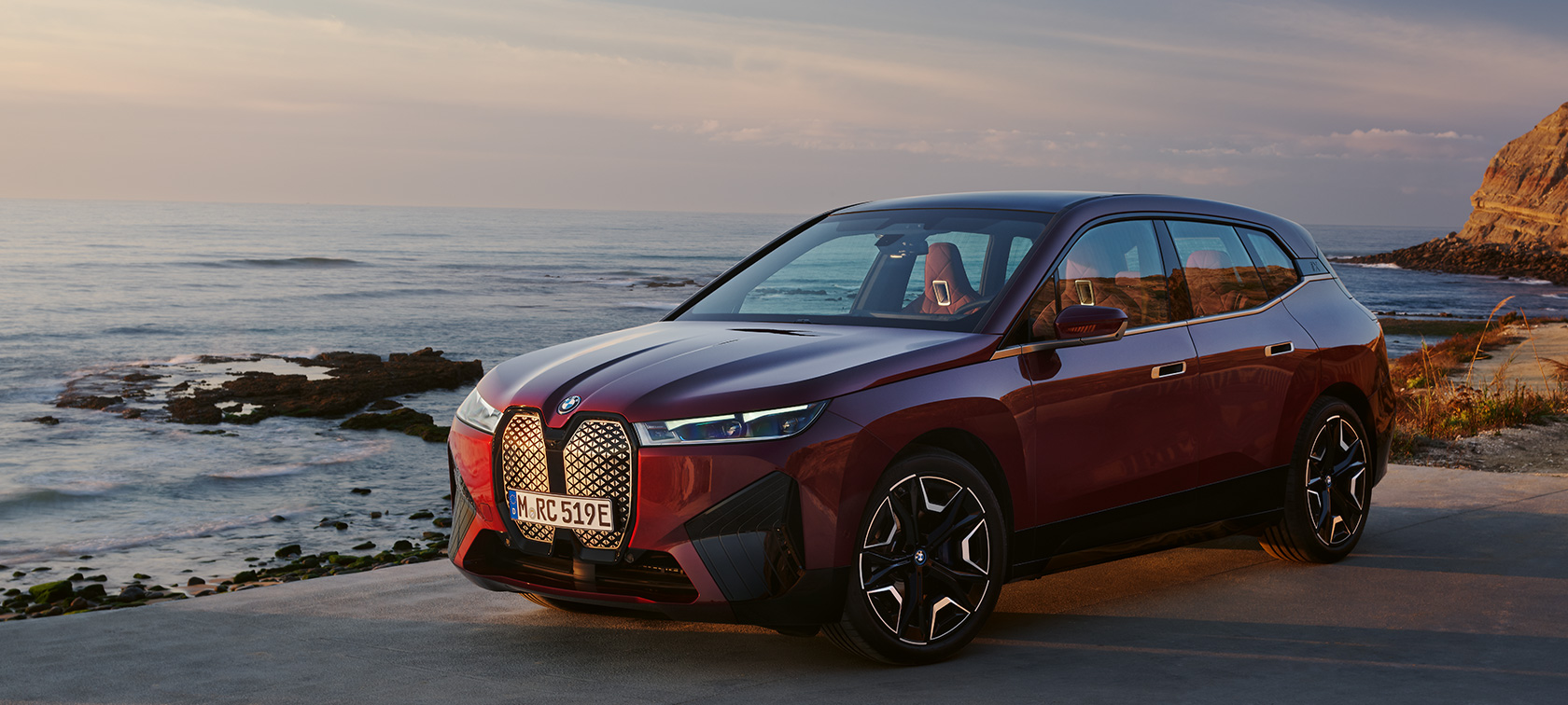 BMW iX: Objavte a rezervujte si hneď teraz | BMW.SK