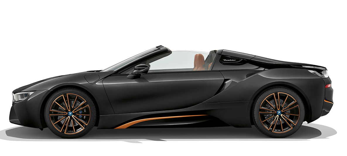 BMW i8 Roadster Ultimate Sophisto Edition, bočný pohľad BMW i8 Roadster Ultimate Sophisto Edition, Sophisto Grey, bočný pohľad