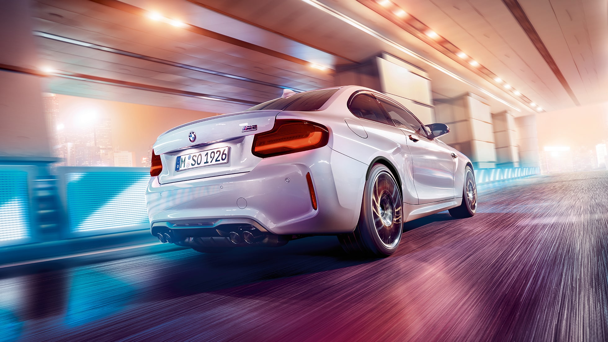 Zadný dizajn BMW M2 Competition F87 Zadný dizajn BMW M2 Competition F87 2018 Hockenheim metalíza Silver zadobočný pohľad
