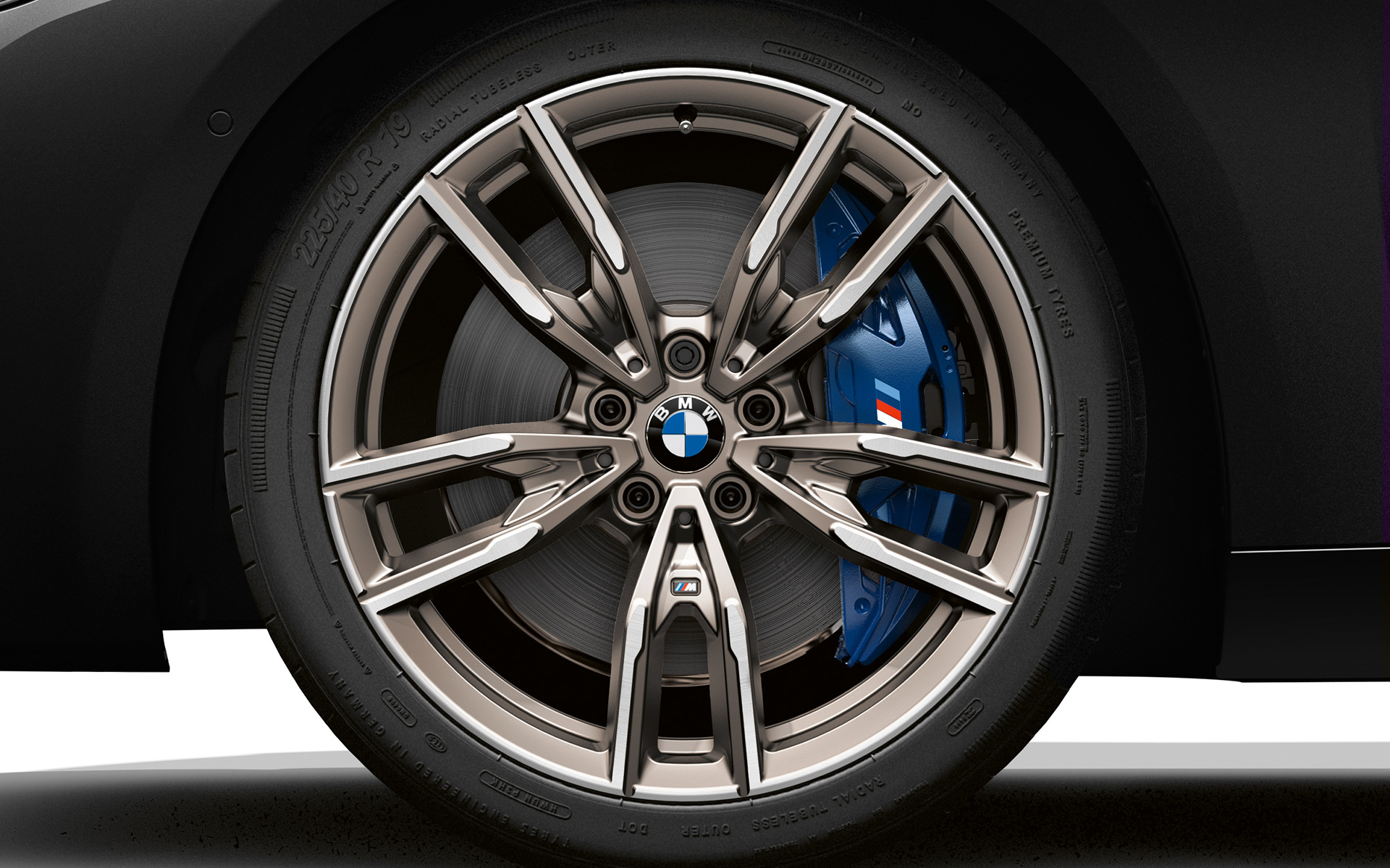 BMW M240i G42 M Sport brzdy, tmavo modrá metalíza M Sport brzdy, tmavo modrá metalíza BMW M240i G42