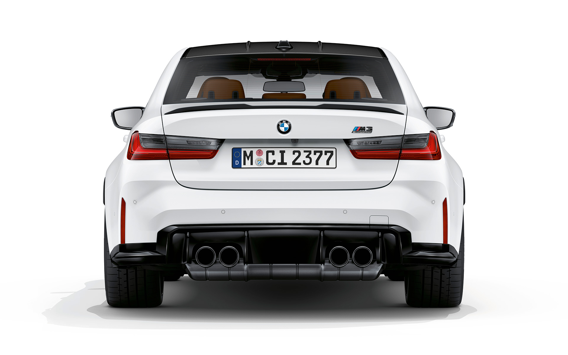BMW M3 Competition G80 2020 metalíza Frozen Brilliant White pohľad zozadu