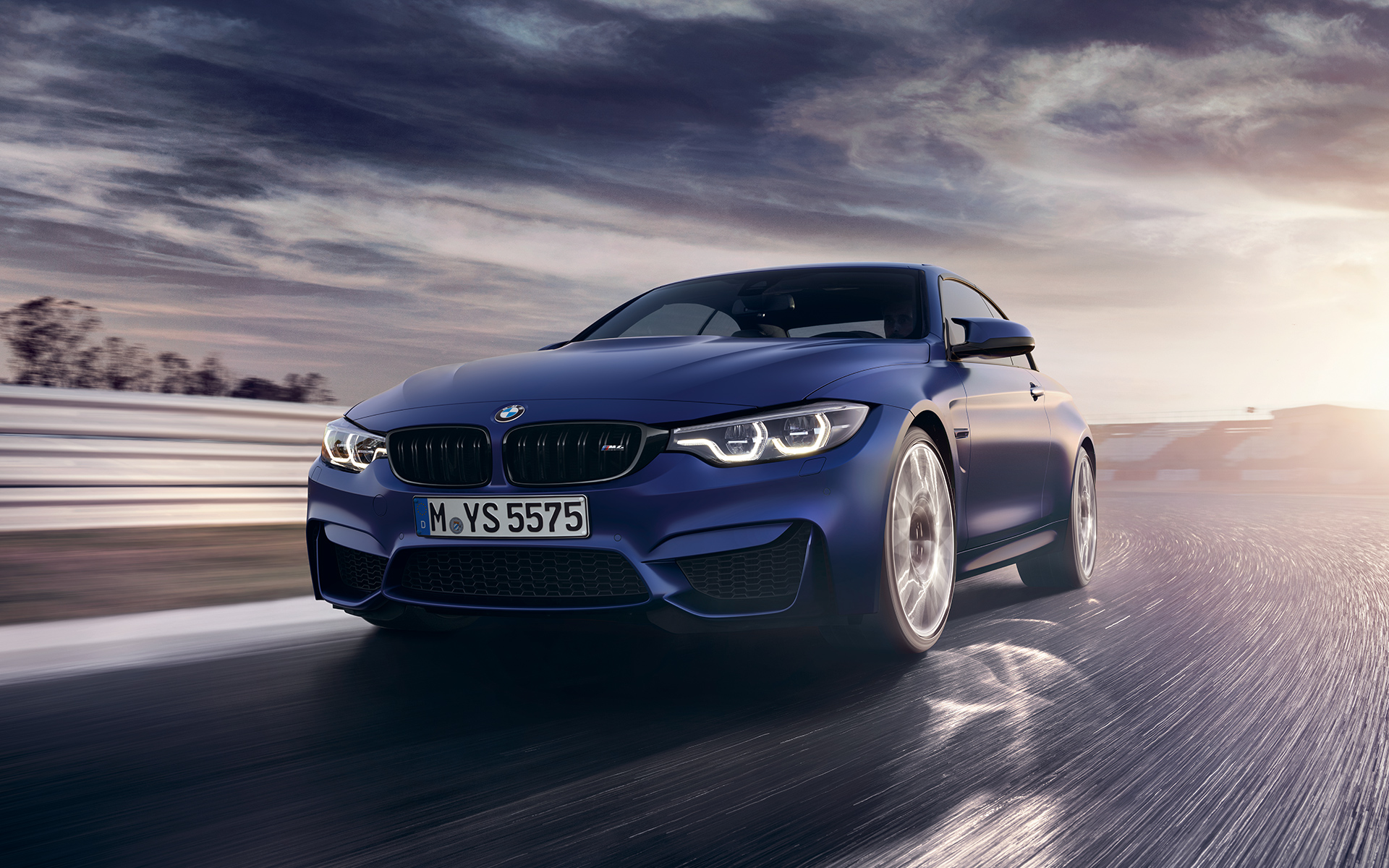 BMW M4 Cabrio spredu BMW M4 Cabrio spredu