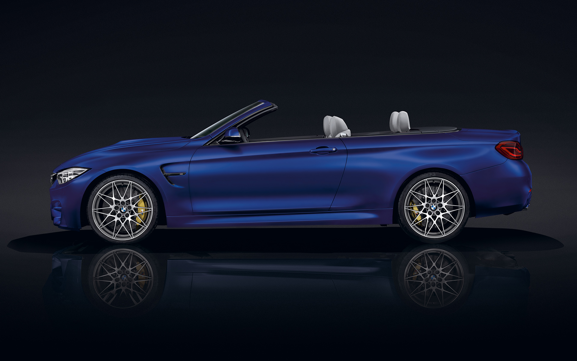 BMW M4 Cabrio sprava BMW M4 Cabrio sprava