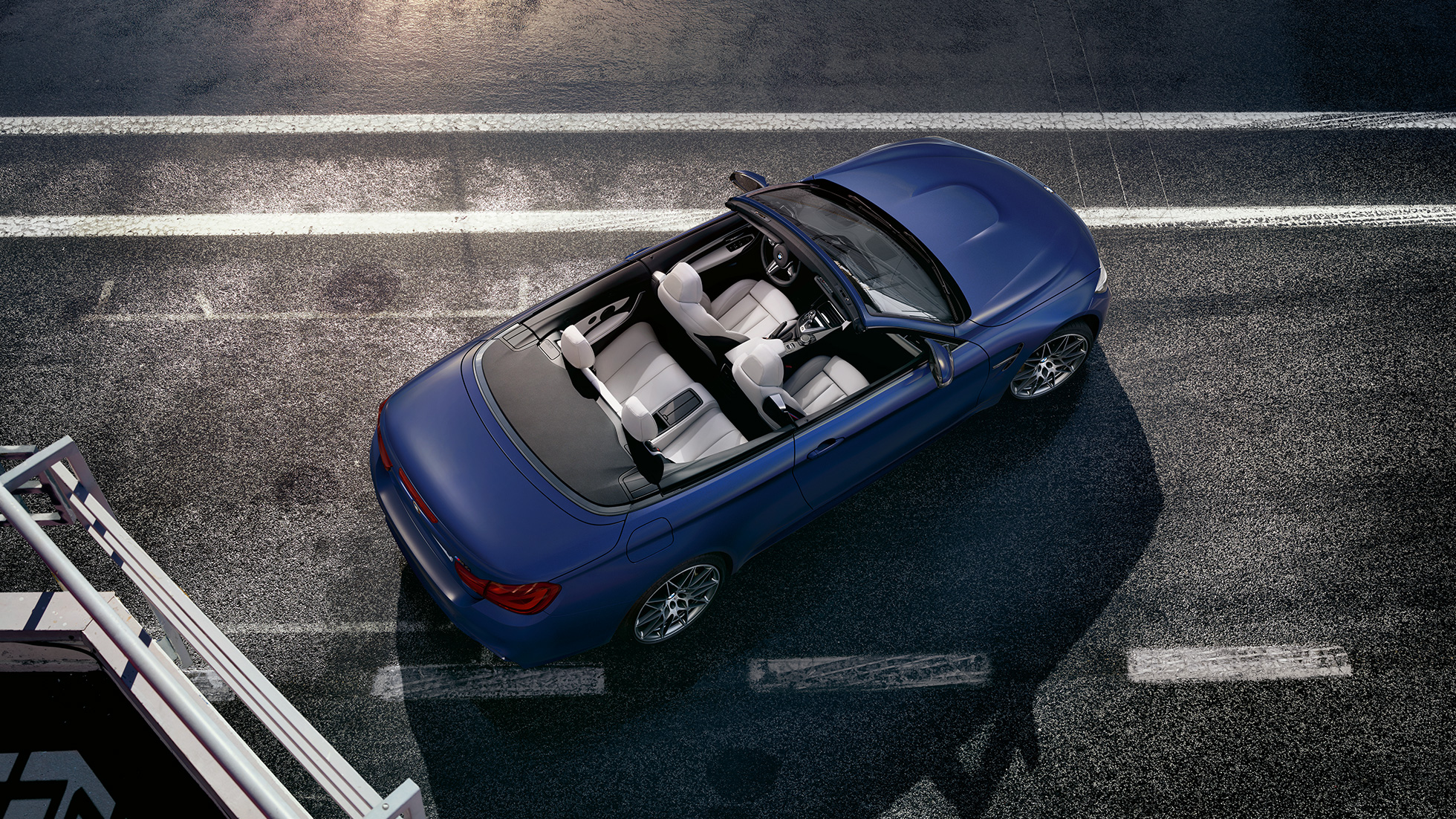 BMW M4 Cabrio, skladacia pevná strecha BMW M4 Cabrio, dizajn, pohľad zhora, skladacia pevná strecha