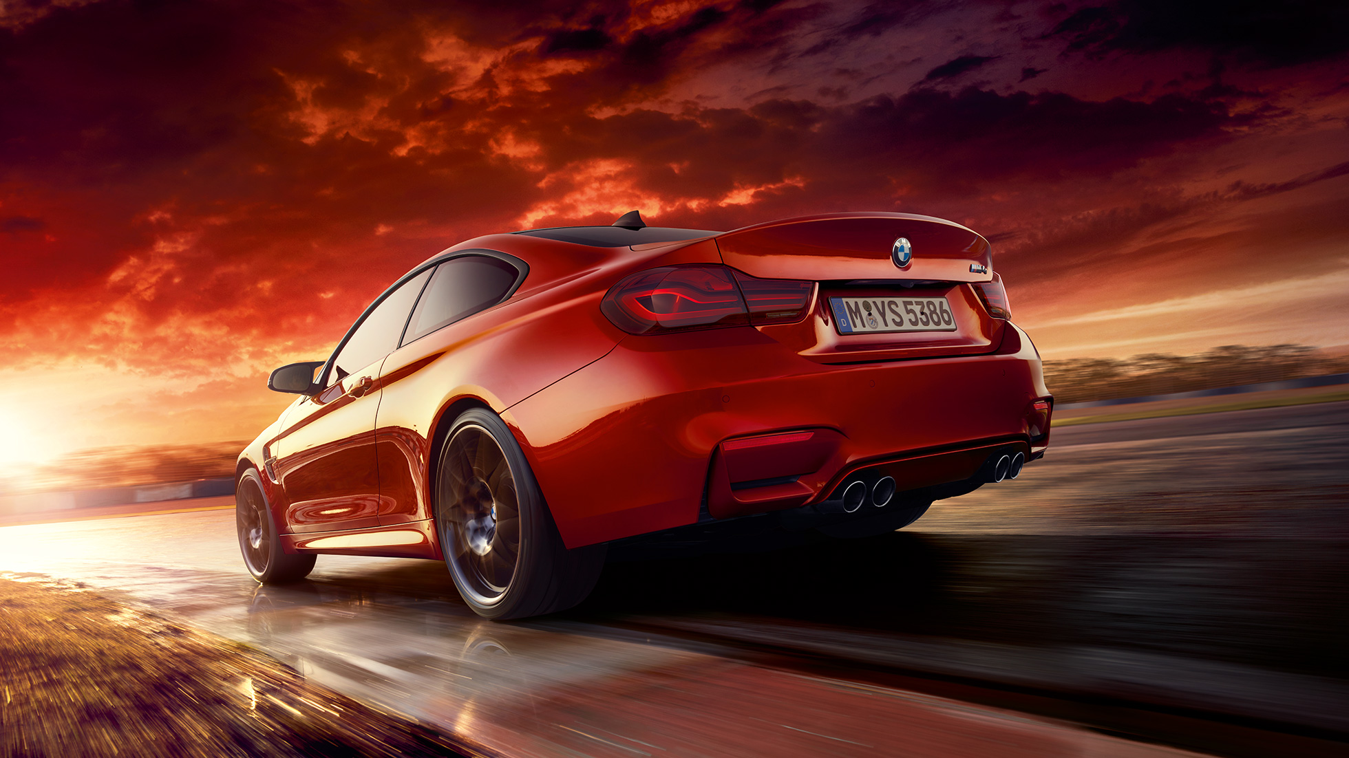 BMW M4 Coupé, zadný pohľad BMW M4 Coupé, dizajn, zadný pohľad