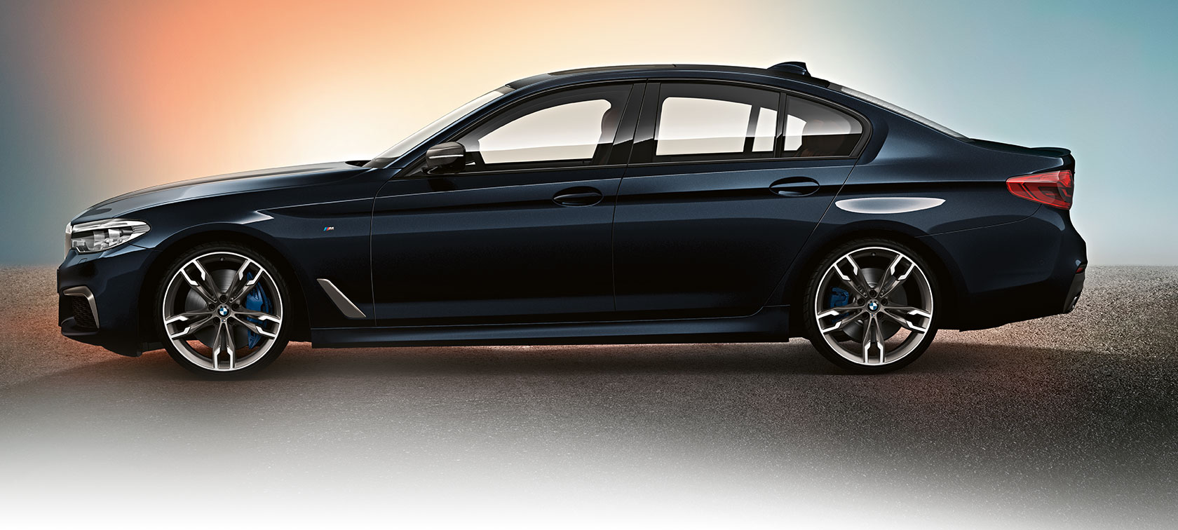 M5 vozidlá, dizajn. BMW M5 vozidlá M550i xDrive a M550d xDrive, dizajn.