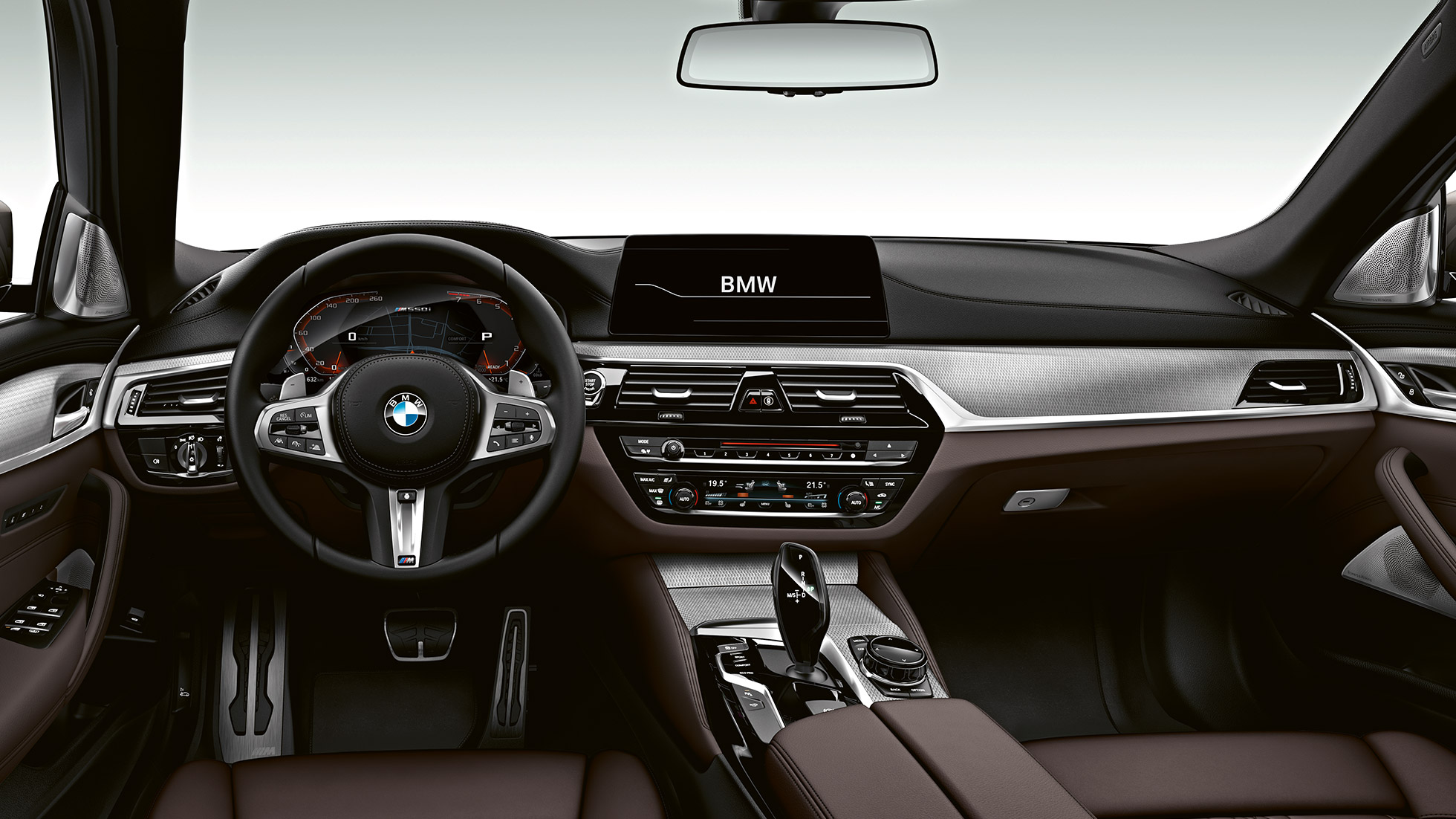 Dizajn interiéru. BMW M550i a BMW M550d kokpit.