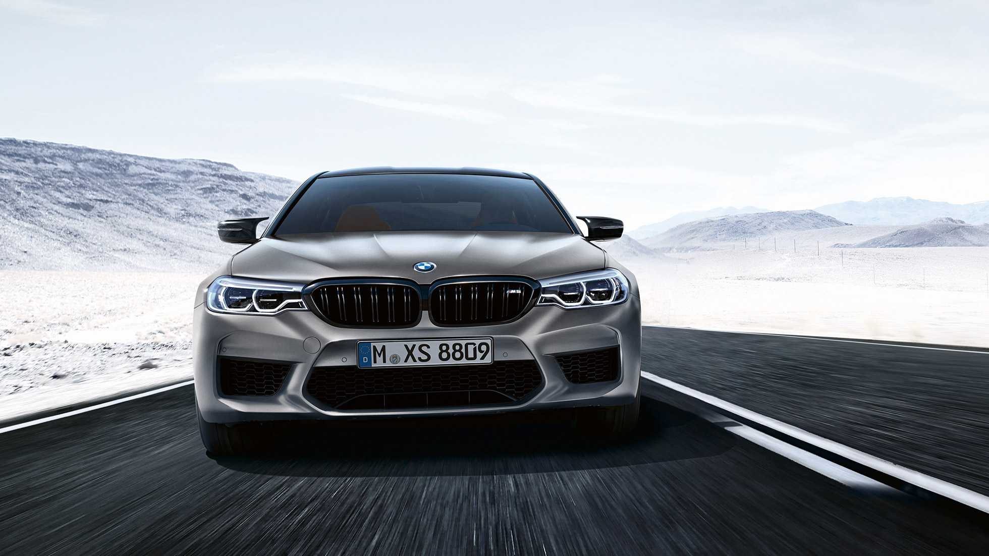 Dizajn prednej časti. BMW M5 Competition, dizajn, predný pohľad.