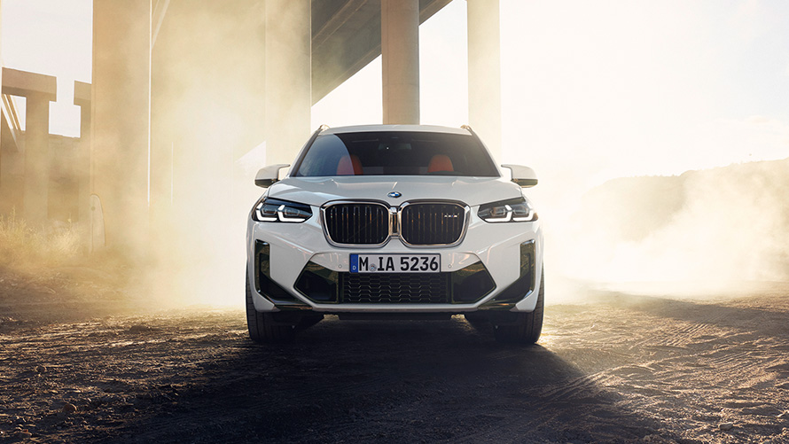 BMW X3 M F97 LCI Facelift 2021 Alpine White predný pohľad