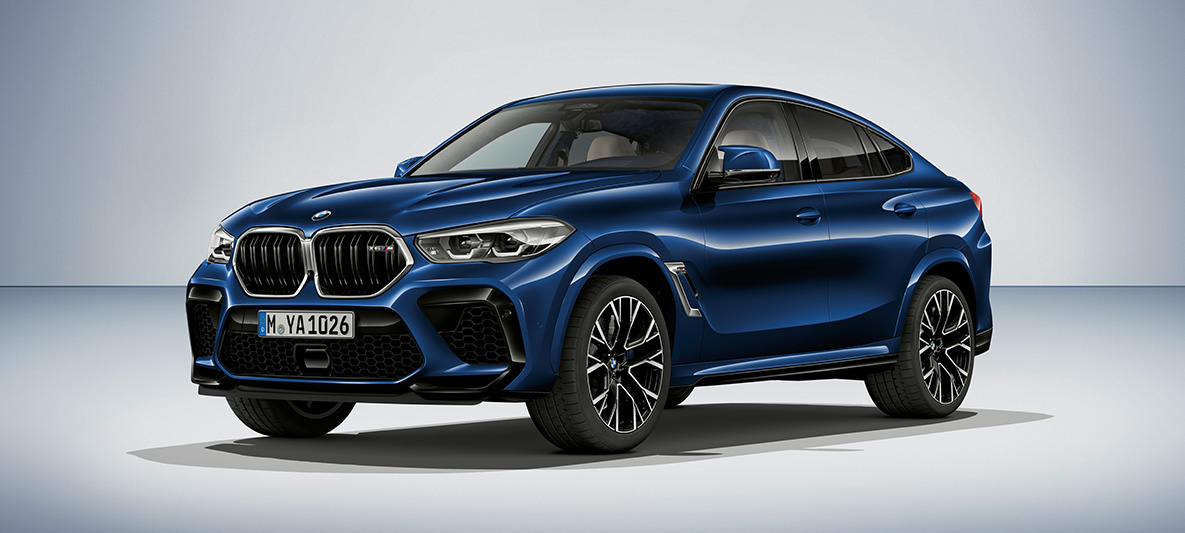 BMW X6 M BMW Individual metalíza Tanzanite Blue BMW X6 M F96 2020 BMW Individual metalíza Tanzanite Blue bočný pohľad