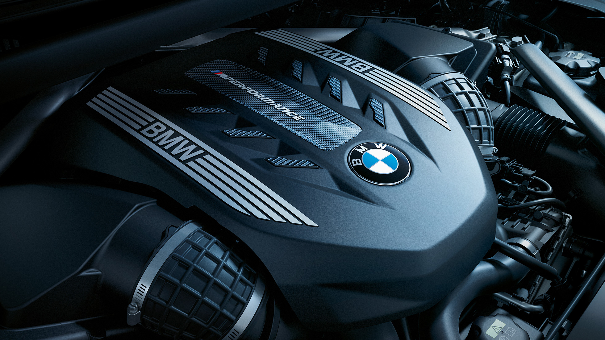 Motor BMW X6 M50i Motor M TwinPower Turbo v BMW X6 M50i