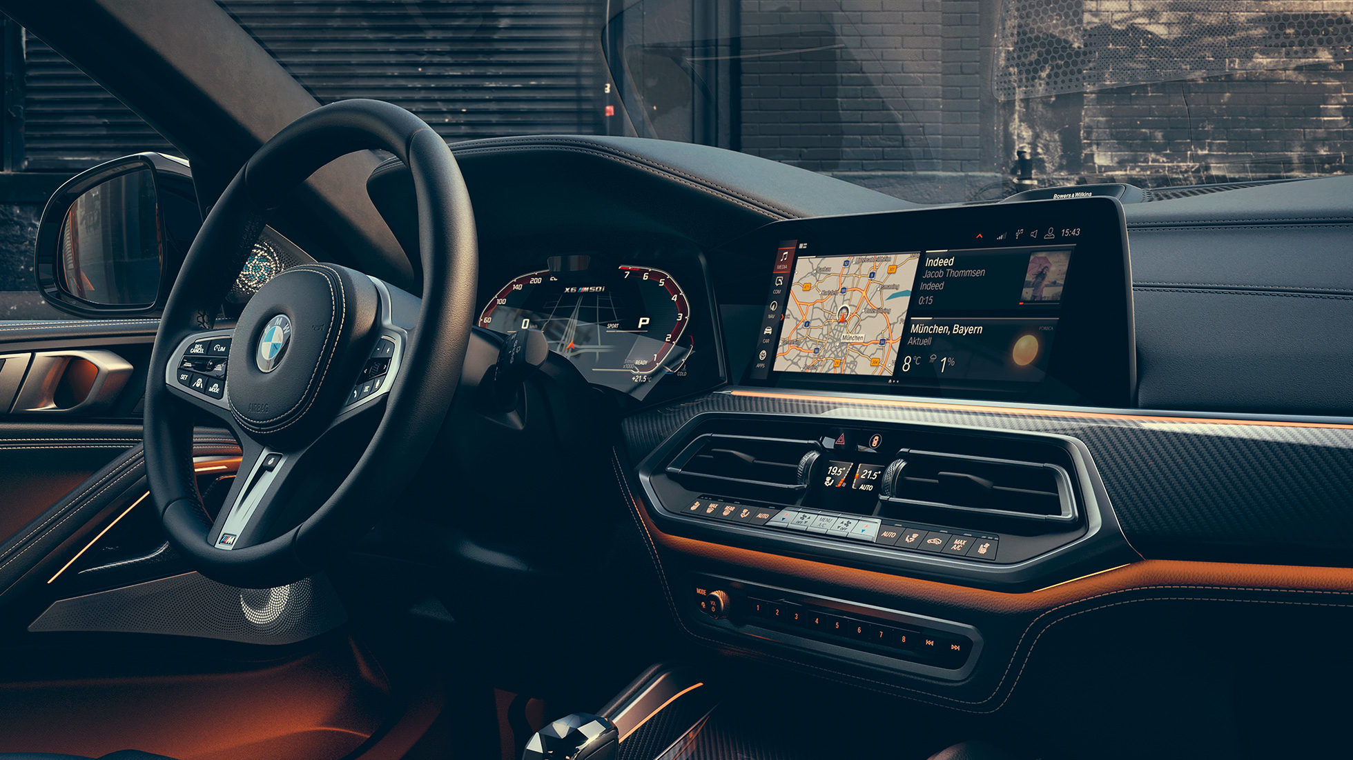 BMW X6 M50i kokpit BMW X6 M50i kokpit orientovaný na vodiča