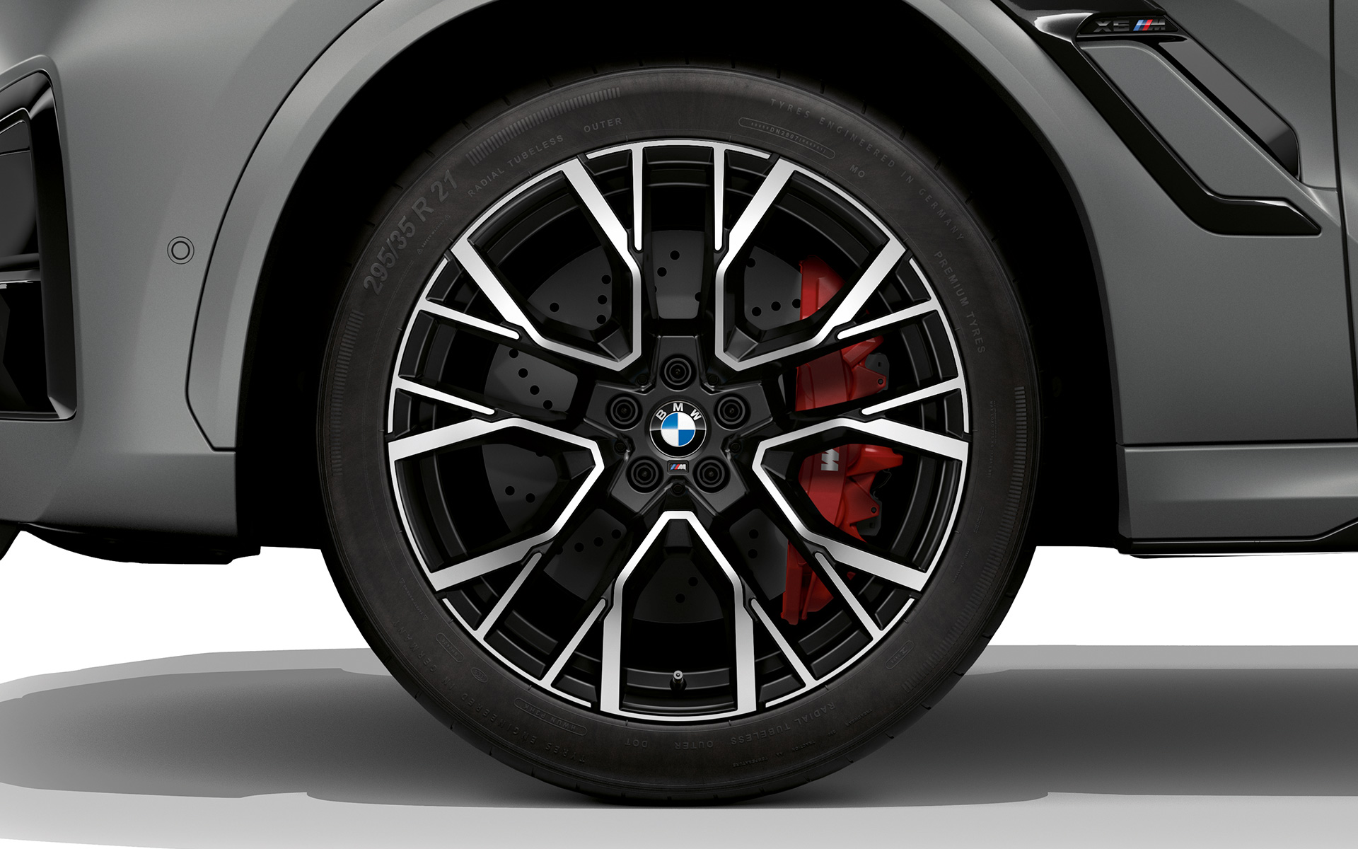 BMW X6 M Competition F96 21/22-palcové M disky z ľahkej zliatiny Star-spoke style 818 M Black BMW X6 M Competition F96 2023 21/22-palcové M disky z ľahkej zliatiny Star-spoke style 818 M Black