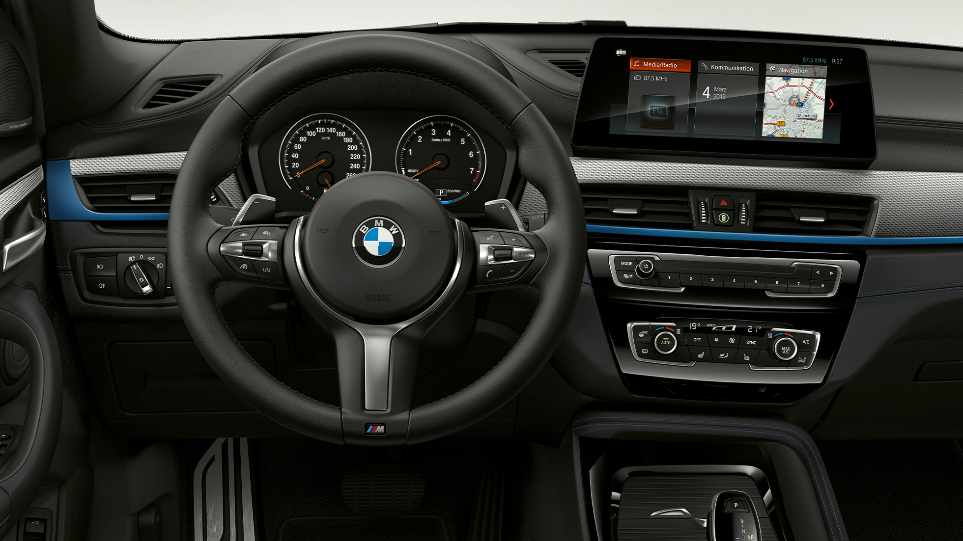 BMW X1, model M Sport, interiér BMW X1, model M Sport, interiér so zameraním na kokpit