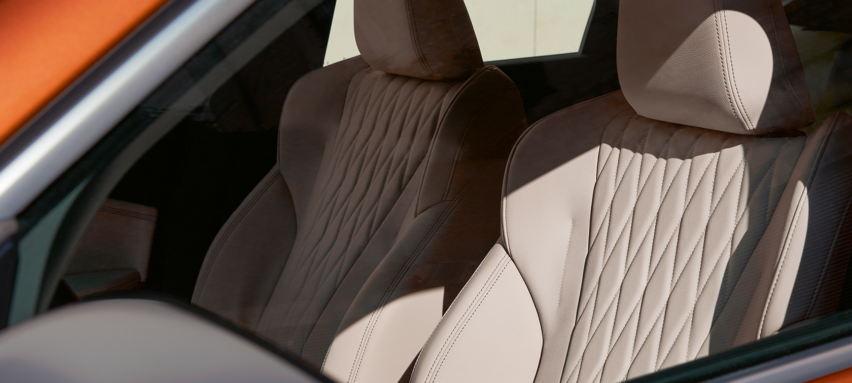 BMW X1 xDrive23i U11 ICE xLine metalíza Utah Orange To najlepšie z interiéru To najlepšie z interiéru BMW X1 xDrive23i U11 ICE xLine metalíza Utah Orange 20-palcové BMW Individual disky z ľahkej zliatiny Multi-spoke style 869 I