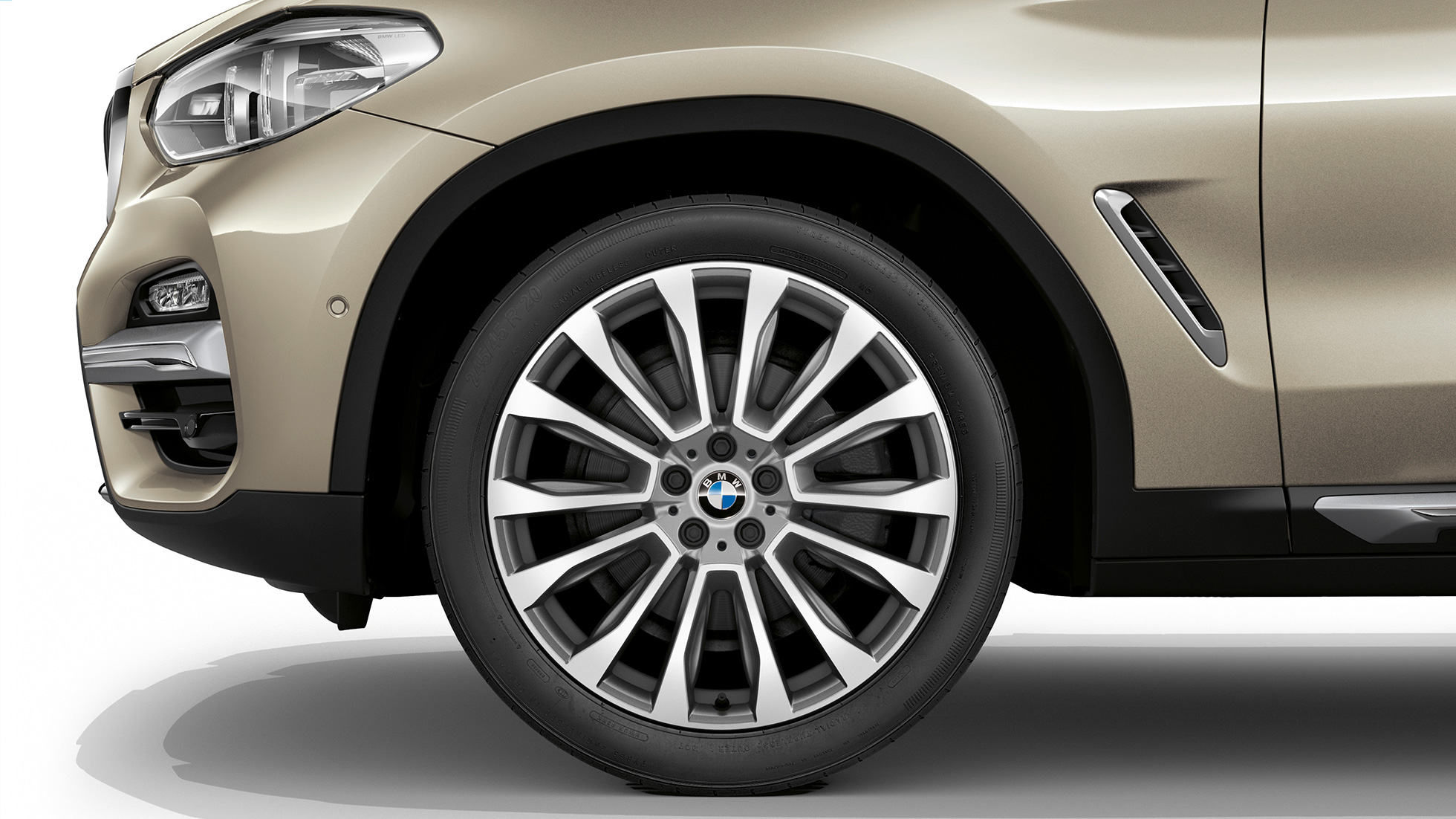 BMW X3 M40i, model Luxury Line, kolesá BMW X3 M40i, model Luxury Line, kolesá