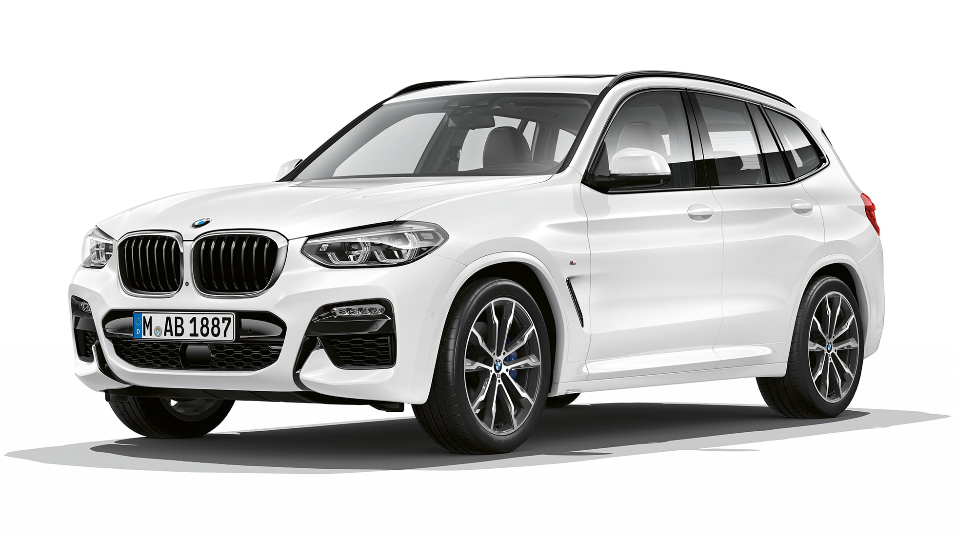BMW X3 M40i, model M Sport, trojštvrťový predný pohľad BMW X3 M40i, model M Sport, trojštvrťový predný pohľad