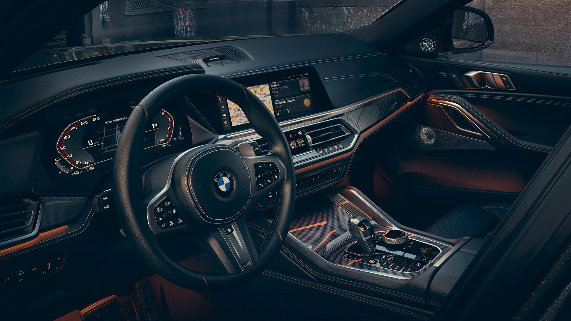 Kokpit s pohľadom na 12,3“ displeje. BMW X6 kokpit s pohľadom na 12,3“ displeje.