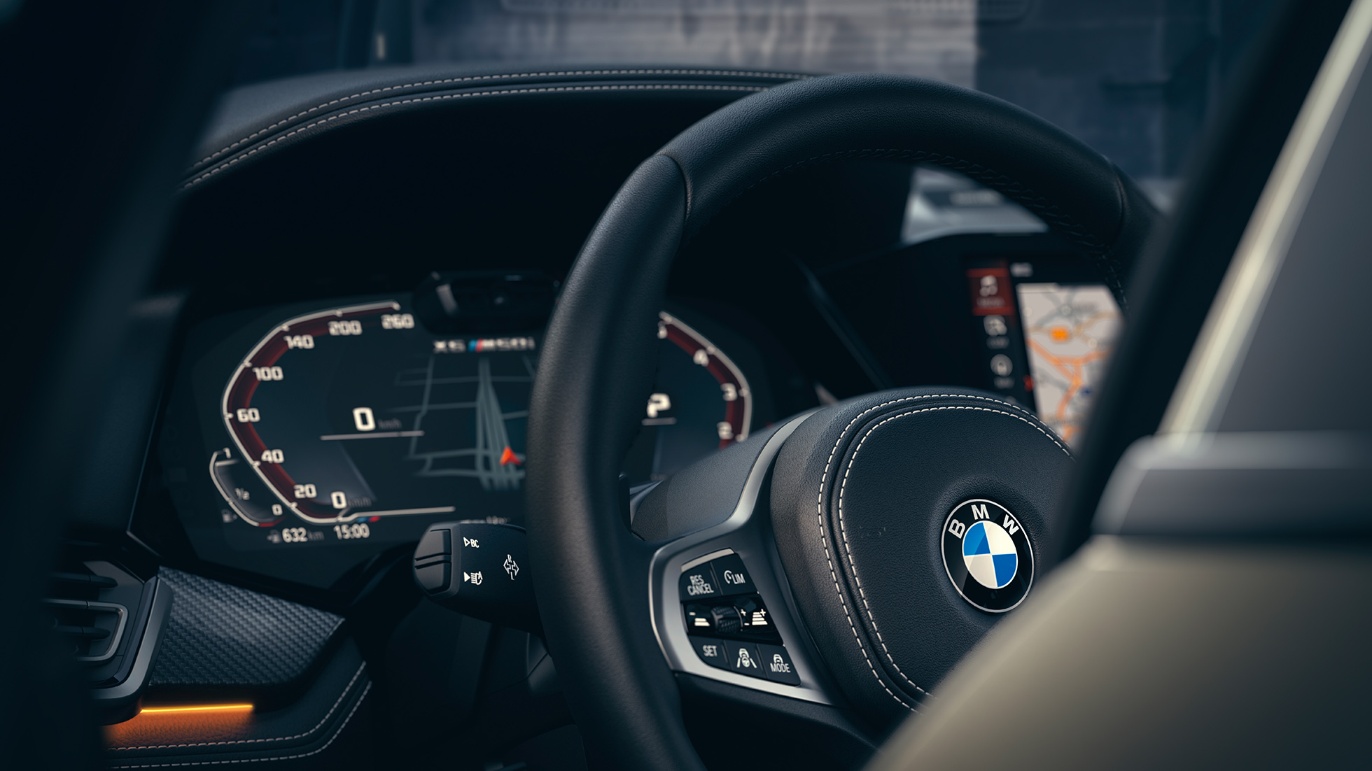 BMW asistenčné systémy. Detail BMW interiéru so zameraním na prístrojový panel.