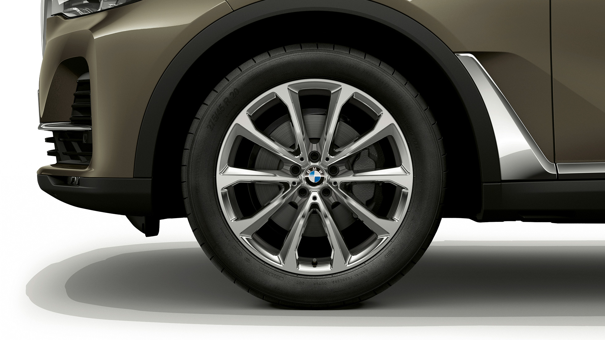 BMW X7, disk kolesa z ľahkej zliatiny Detail disku kolesa z ľahkej zliatiny BMW X7