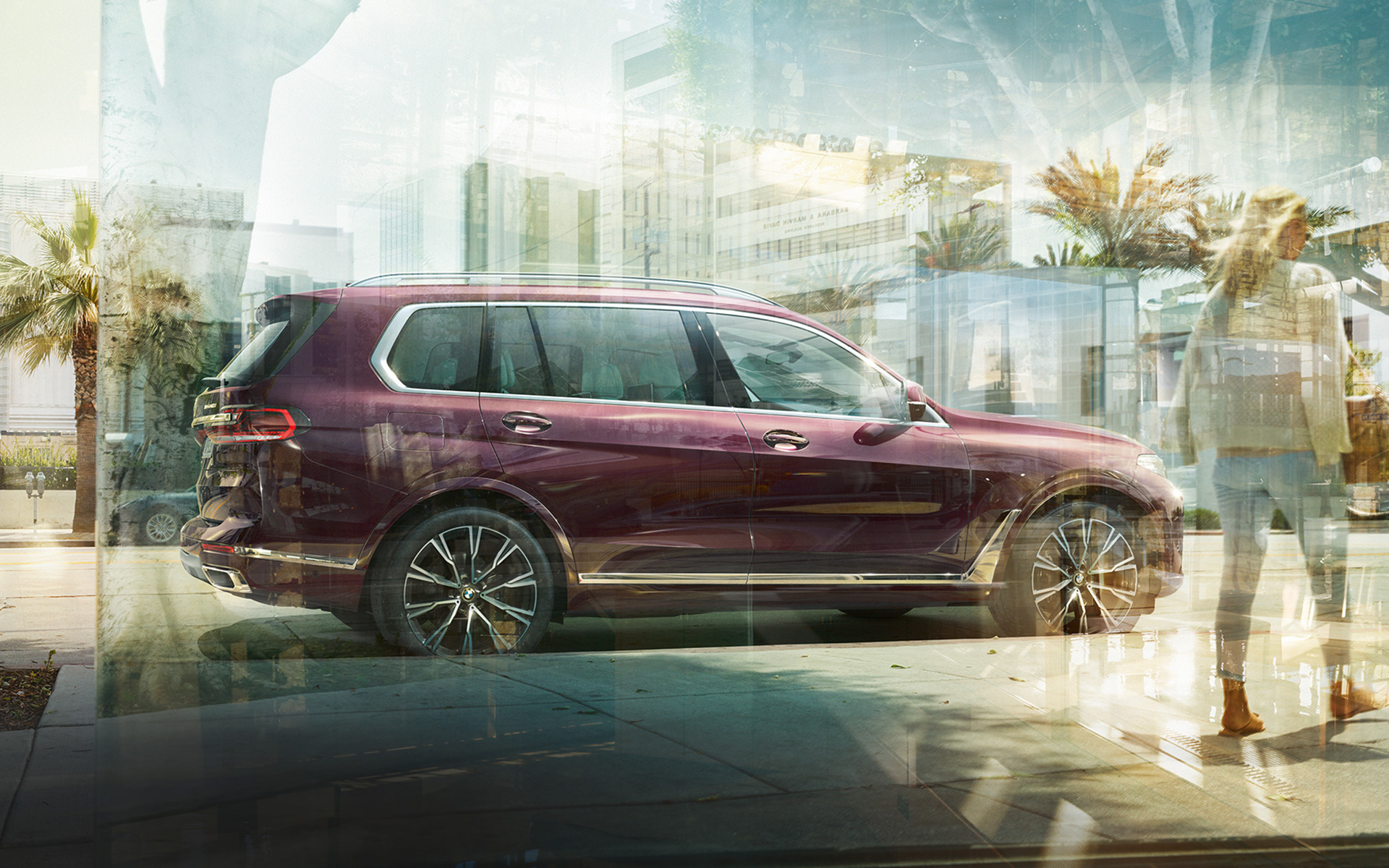 BMW X7 Individual xDrive40i G07 2019 metalíza Ametrine bočný pohľad parkovanie v meste BMW X7 Individual xDrive40i G07 2019 metalíza Ametrine bočný pohľad parkovanie v meste