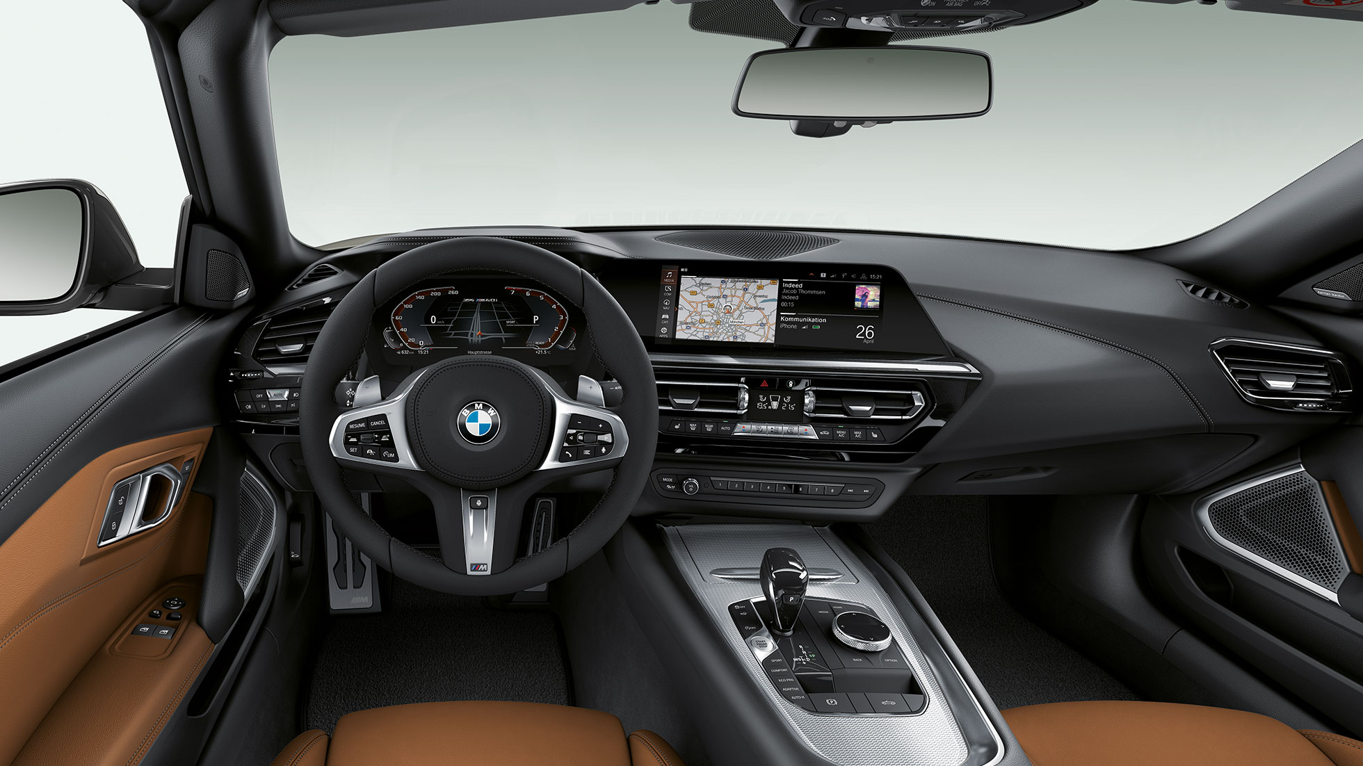 BMW Z4 Roadster M40i BMW Z4 Roadster M40i, volant a miesto vodiča