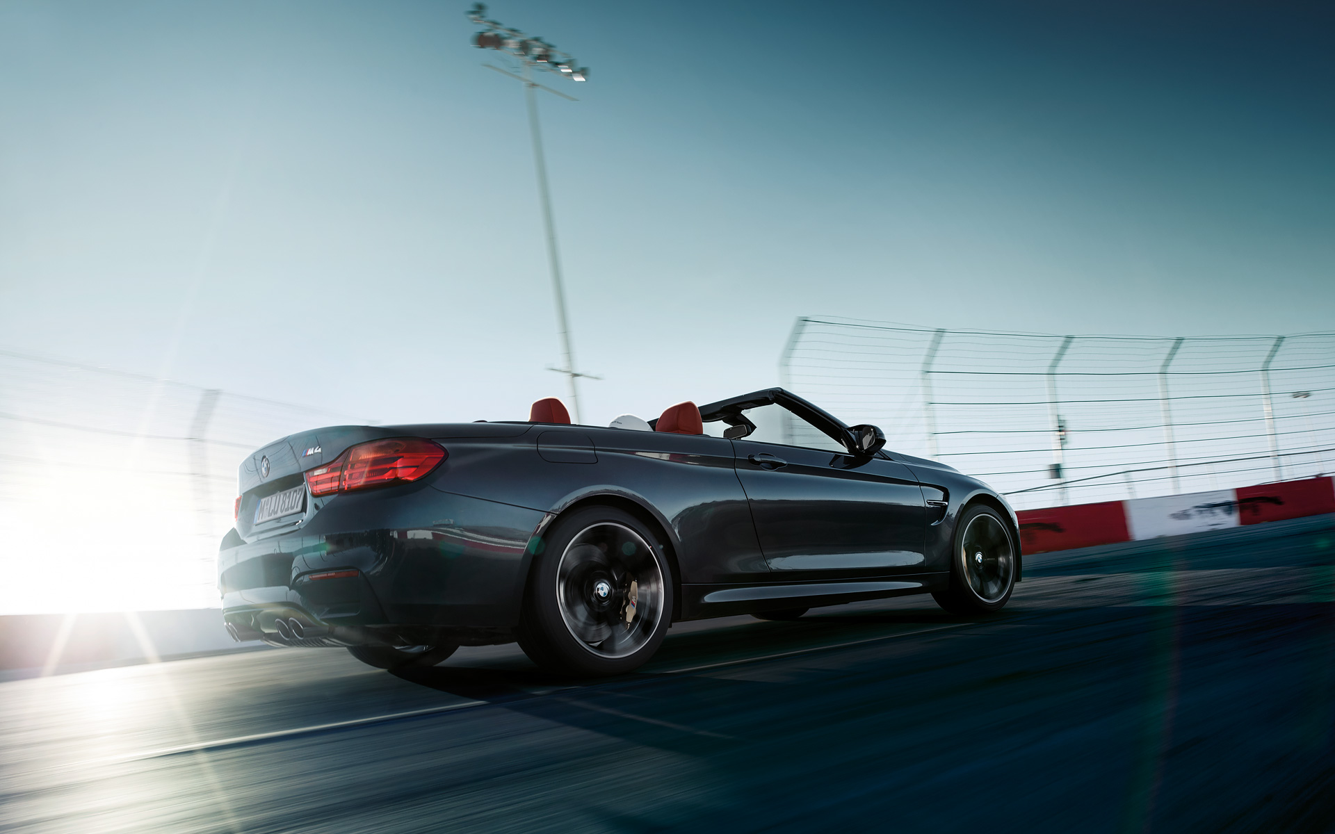 BMW M GmbH: Obrázky a videá BMW M GmbH: Obrázky a videá