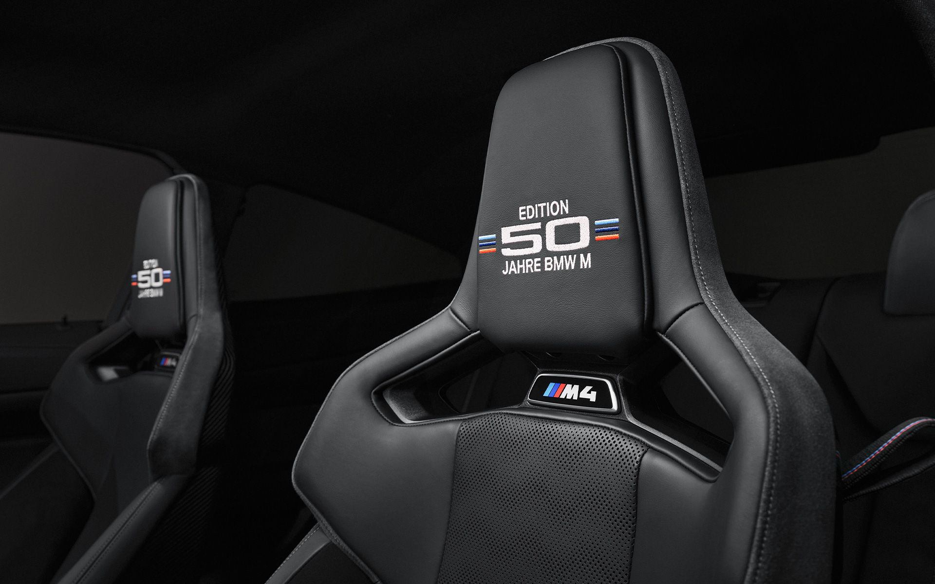 BMW M4 Competition G82 Edition 50 years BMW M sedadlo BMW M4 Competition G82 Edition 50 years BMW M sedadlo