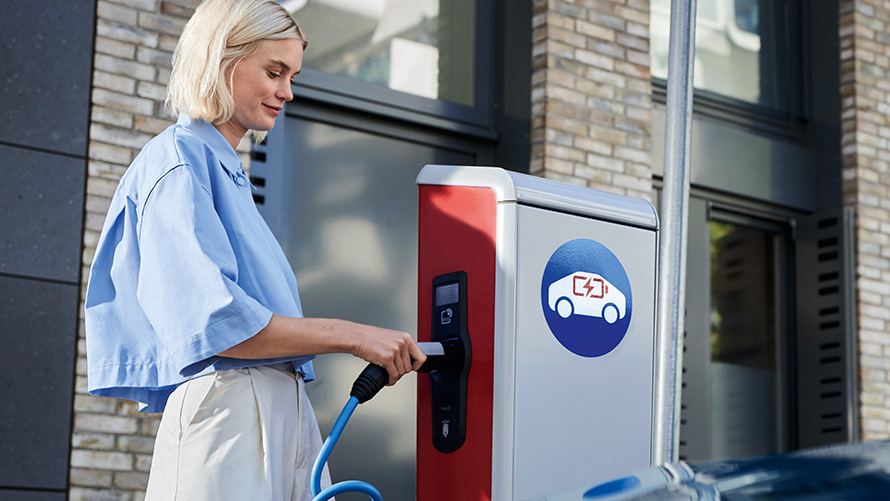 BMW Connected Charging BMW e-mobilita BMW Connected Charging