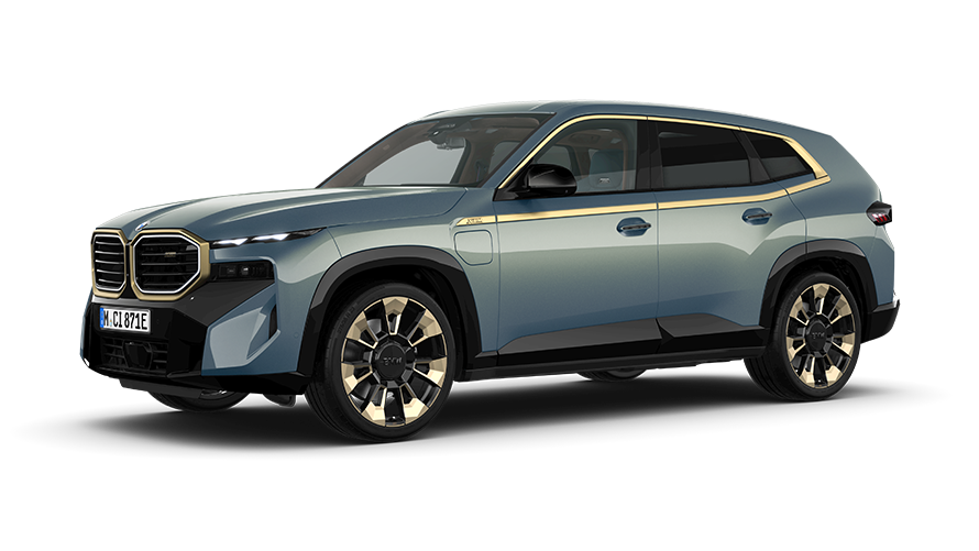 BMW XM štúdiový záber predobočný BMW XM štúdiový záber predobočný