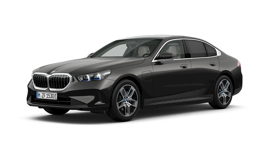 BMW radu 5 Sedan G60 PHEV predobočný pohľad statický