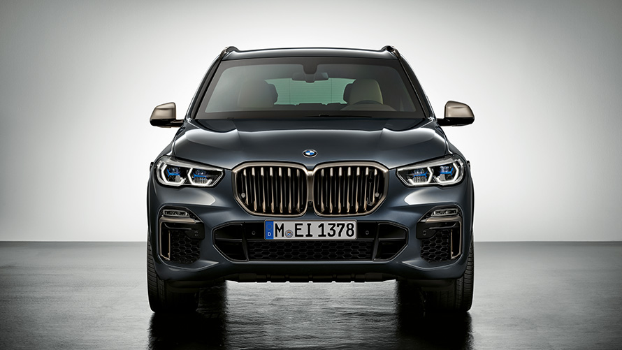 Pancierované vozidlá BMW diskrétnosť a anonymnosť bezpečnostných opatrení predný pohľad Pancierované vozidlá BMW diskrétnosť a anonymnosť bezpečnostných opatrení predný pohľad