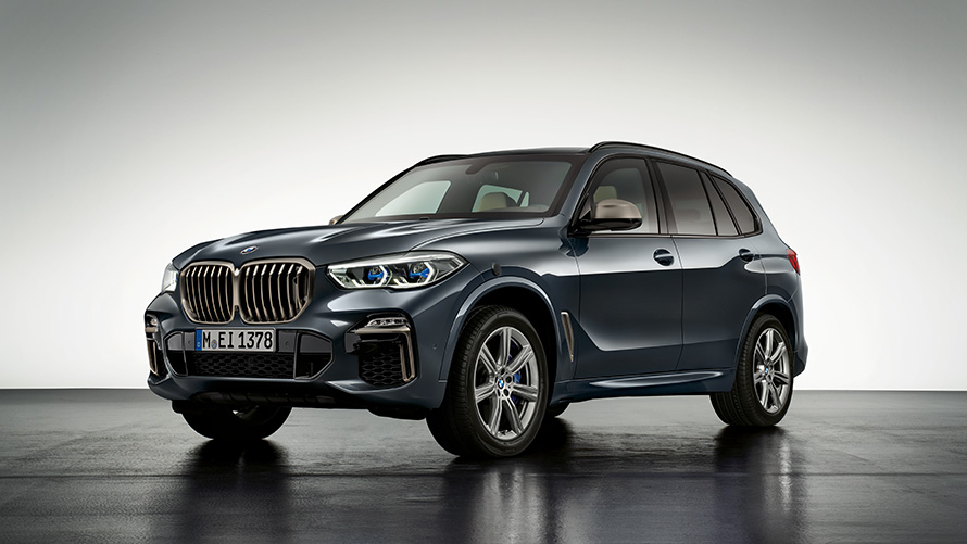 Pancierované vozidlá BMW X5 Protection VR6 nepoškodené Pancierované vozidlá BMW X5 Protection VR6 predobočný pohľad nepoškodené