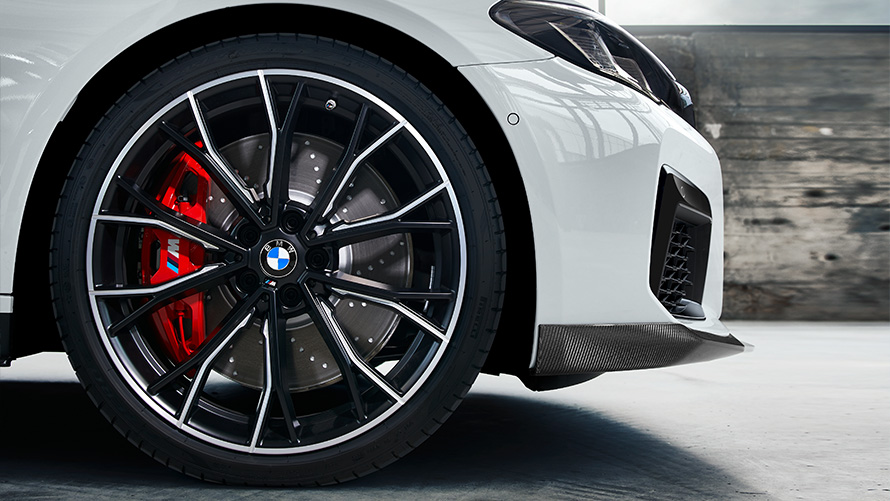 20'' M Performance double spoke 669 M Jet Black matná/lesklá, letná sada BMW príslušenstvo na jeseň a zimu 20'' M Performance double spoke 669 M Jet Black matná/lesklá, letná sada