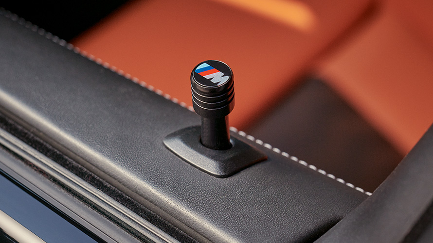 M Performance zaisťovací kolík dverí Príslušenstvo BMW na jeseň a zimu M Performance zaisťovací kolík dverí