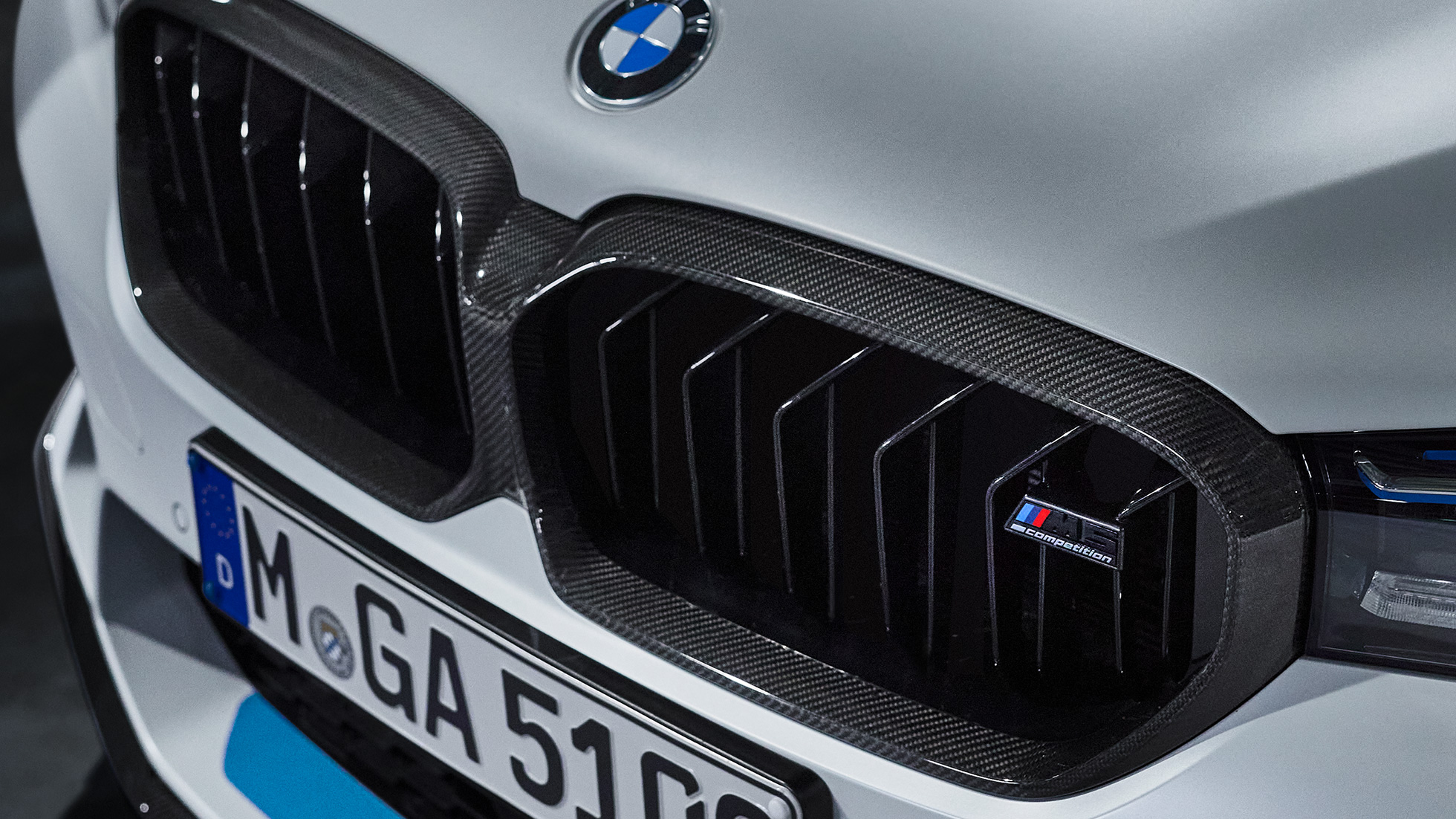 M Performance obličky, karbónové, detailný pohľad BMW M Performance diely M Performance obličky, karbónové, detailný pohľad