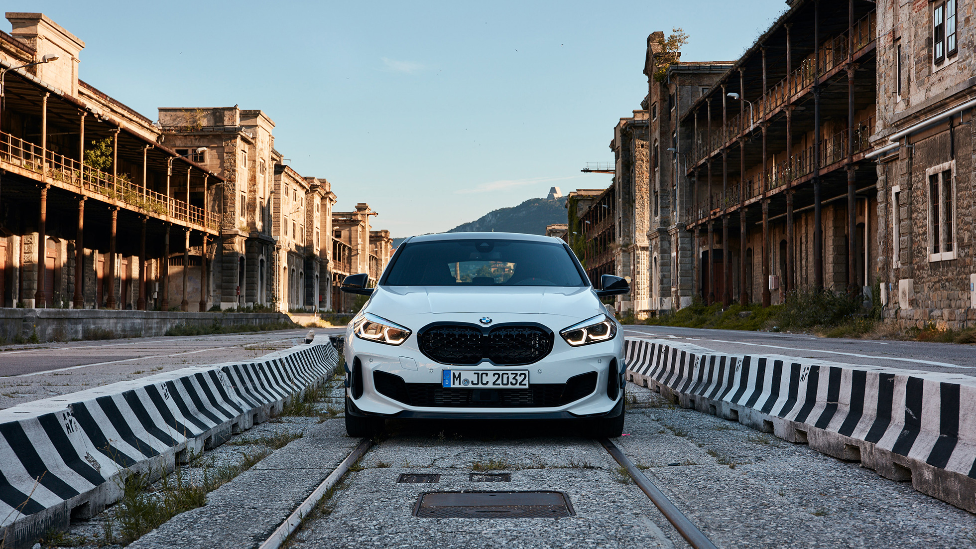 BMW M135i xDrive M Performance dizajn 07 BMW radu 1 BMW M135i xDrive M Performance dizajn 07