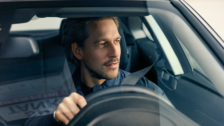 BMW Service Inclusive Muž za volantom BMW