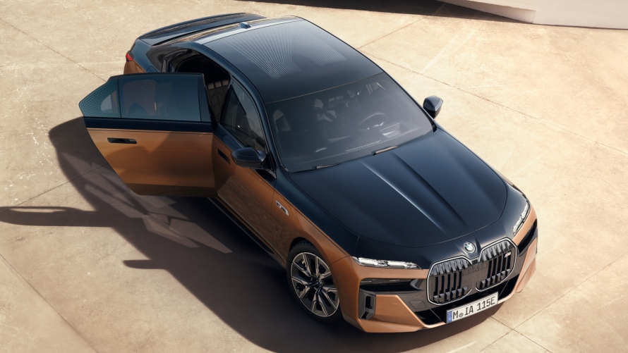 BMW i7 M70. BMW i7 M70.