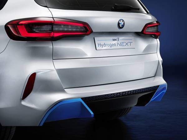 BMW i Hydrogen NEXT. BMW i Hydrogen NEXT.