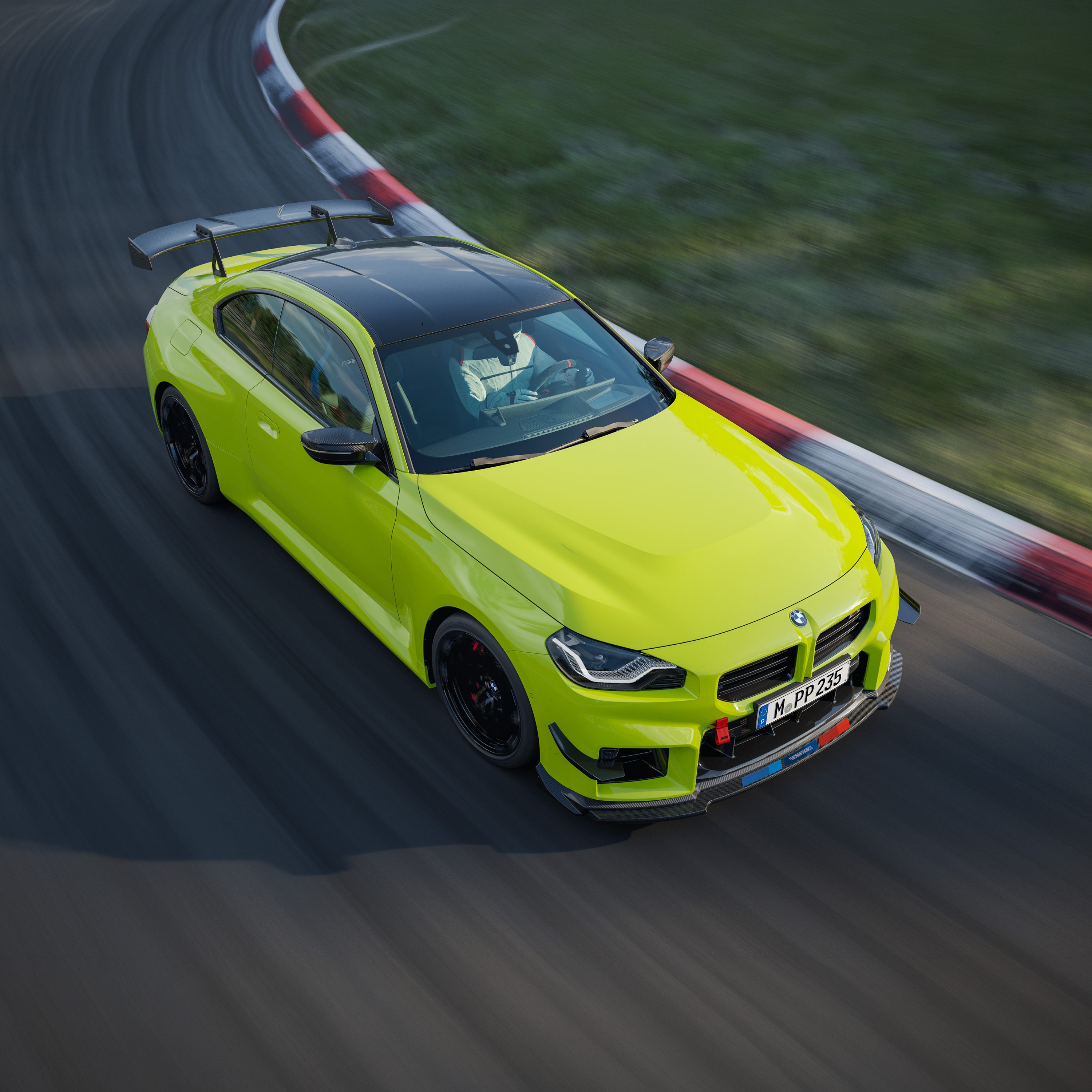 BMW M2 s balíkom M Performance Track Kit