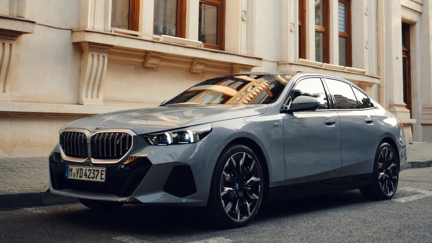 BMW i5. BMW i5.