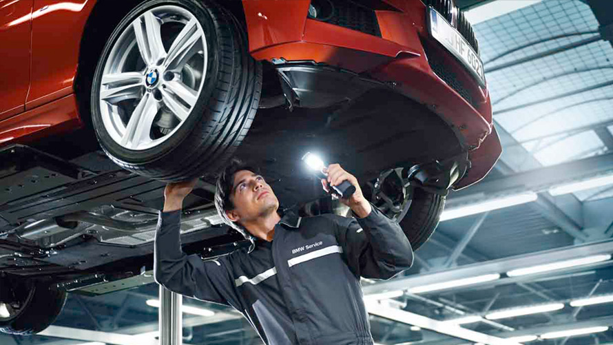 BMW Bezpečnostná prehliadka BMW Bezpečnostná prehliadka